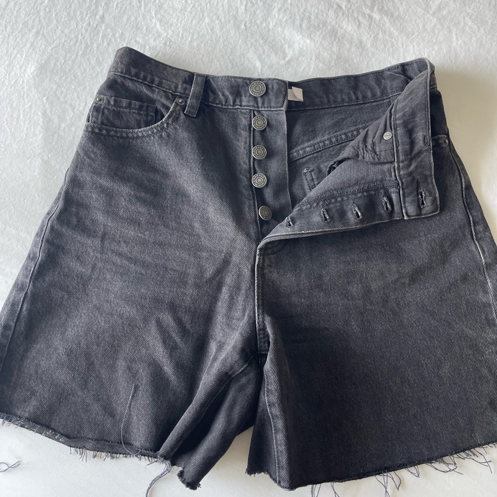 GARAGE High Rise Denim Short 🖤 - Picture 6 of 6
